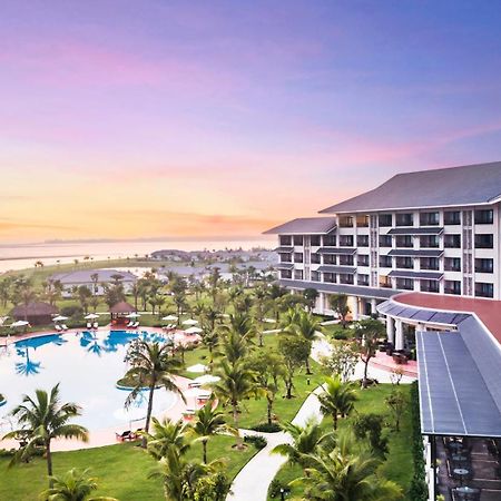 Melia Vinpearl Cua Hoi Beach Resort Cửa Lò Exterior foto