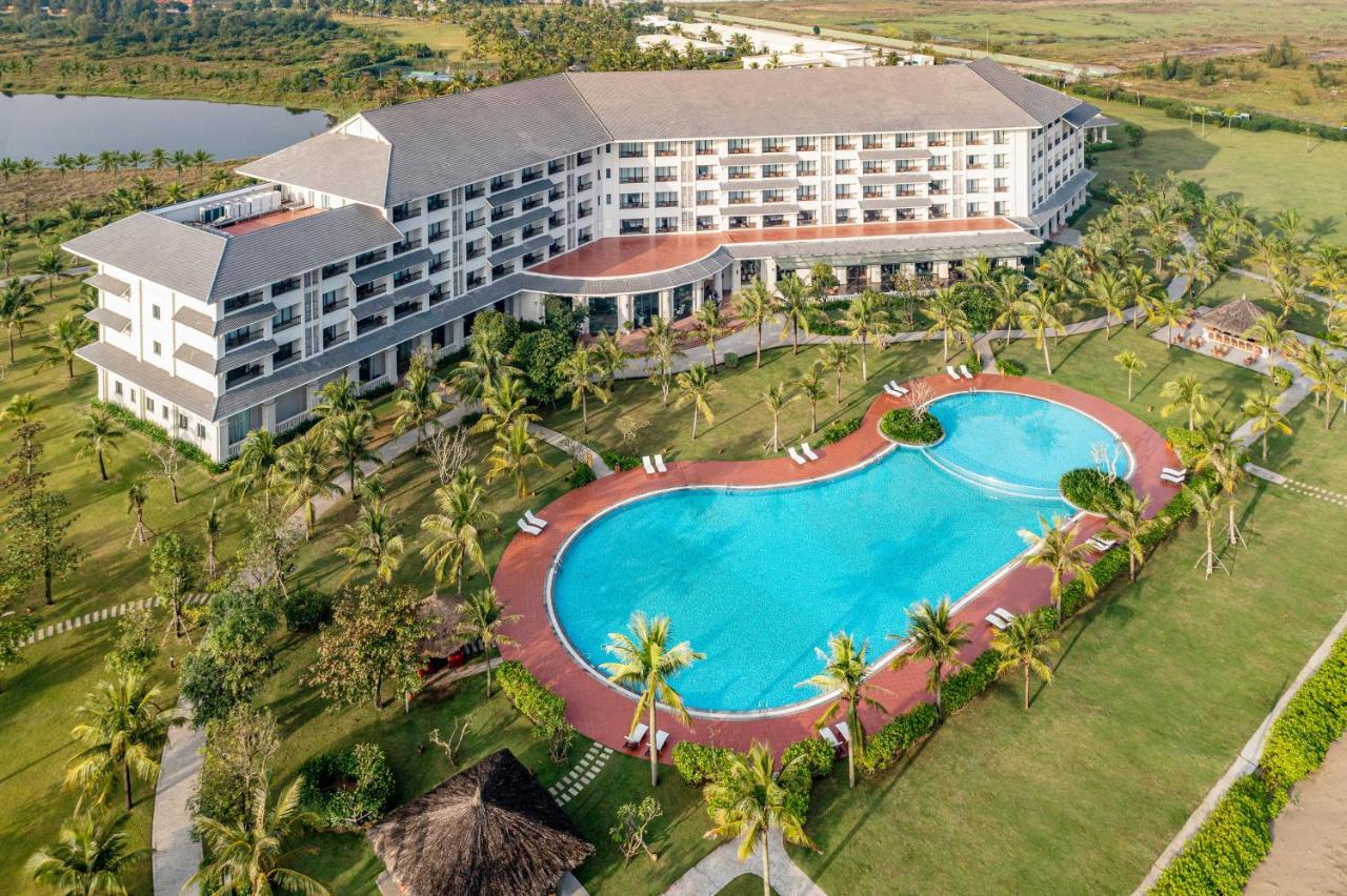Melia Vinpearl Cua Hoi Beach Resort Cửa Lò Exterior foto